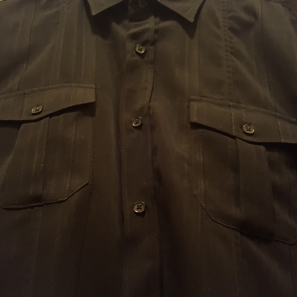 SQWEAR button up - Picture 2 of 4